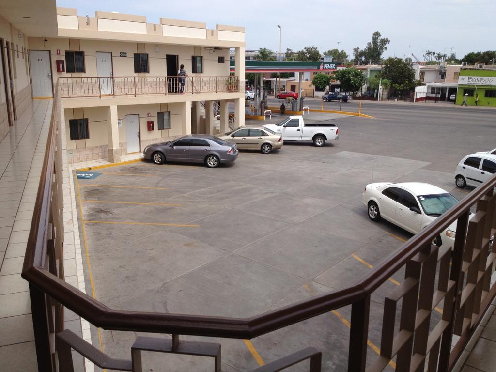Hotel Hacienda Nainari Ciudad Obregon Exterior photo